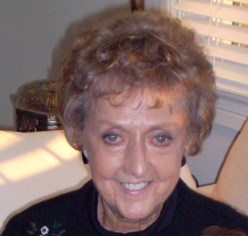 Estelle Leef